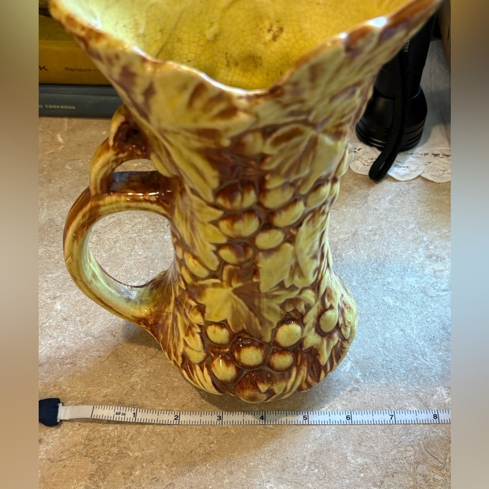 Vintage McCoy Grapevine Pitcher & Matching Vase Planter Set Grape Leaf Pottery - Picture 8 of 11